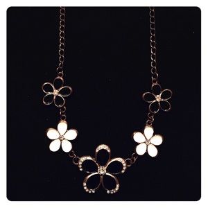 Flower Necklace